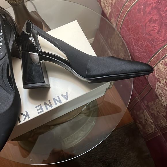 Anne Klein Berkeley Heels - Picture 5 of 5